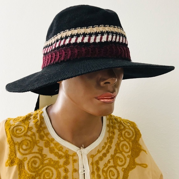 DAILY DEAL! NWT PETER GRIMM True Character Black Knit HAT O/S - Picture 4 of 16